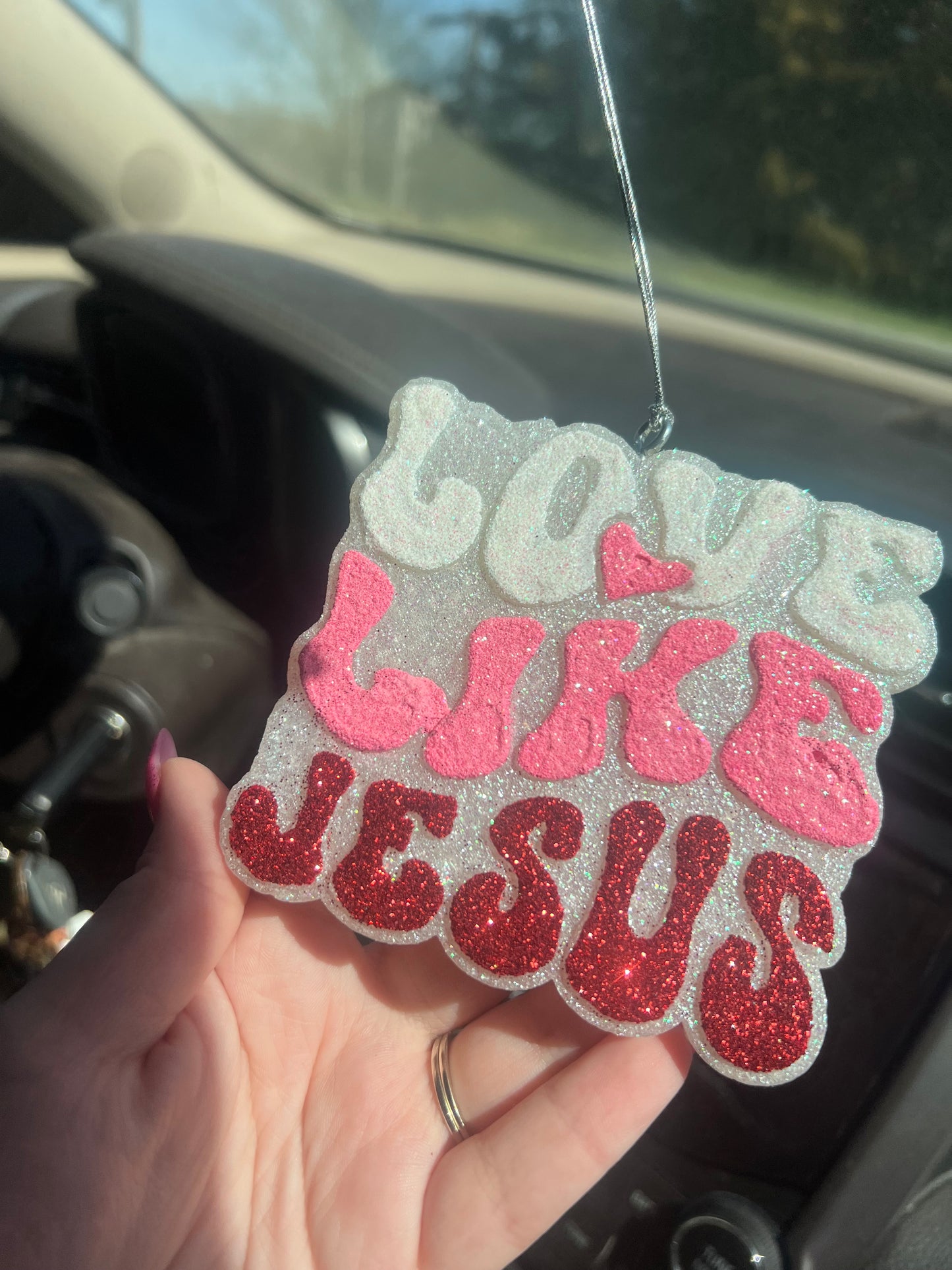 Love Like Jesus Freshie